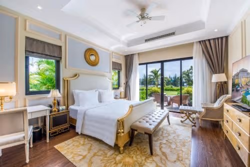 Four-Bedroom Villa with Sea View and Private Pool