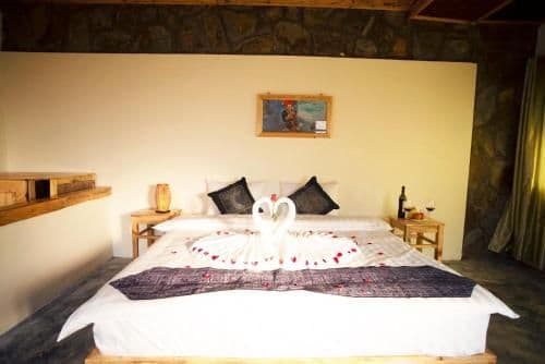 Suite with Mountain View