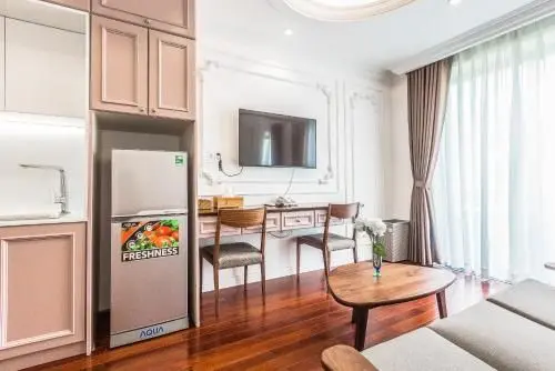 Studio Apartment