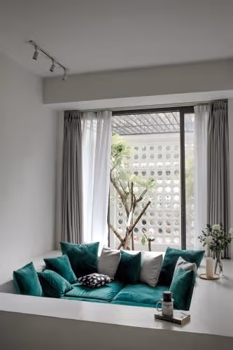 Studio with Garden View