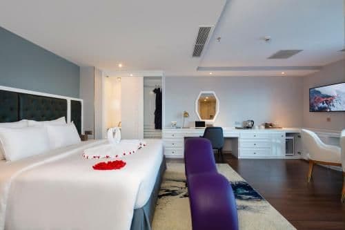 King Suite with Ocean View