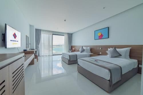 Deluxe Twin Room with Sea View