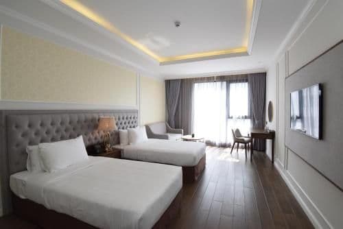 Superior Twin Room with City View