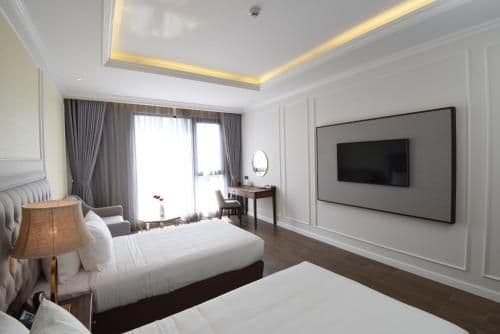 Superior Twin Room with City View
