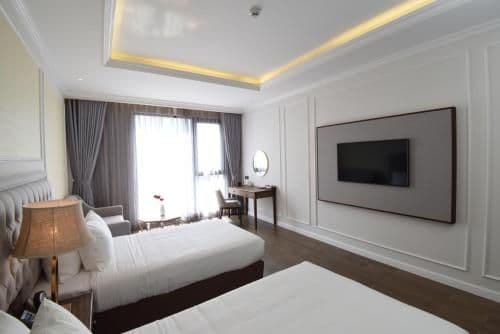 Superior Twin Room with City View