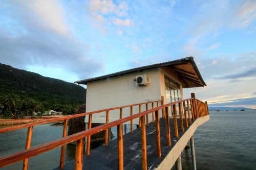 Villa - Beach Front