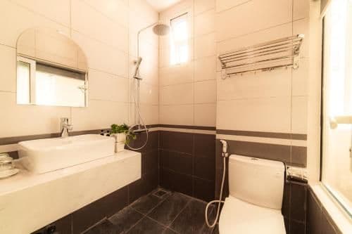 Deluxe Room (2 Adults + 1 Child)