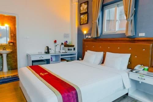 Queen Room