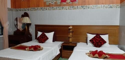 Twin Room with Private Bathroom