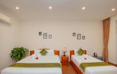 Triple Room with Balcony