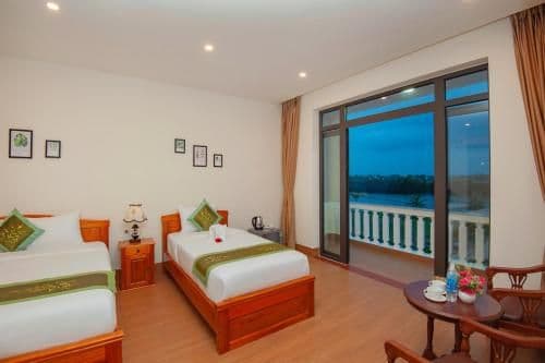 Triple Room with Balcony