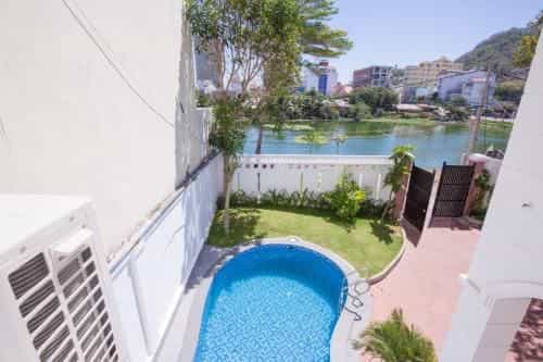 Lux Villa - Villa 4pn hồ bơi sát biển Lux Villa - Villa 4pn hồ bơi sát biển