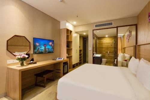 Double Room with Balcony and Sea View