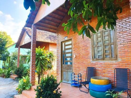 Bungalow with Patio