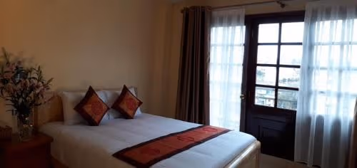 Deluxe Double or Twin Room with Lake View