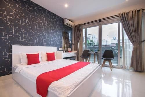 Deluxe King Room