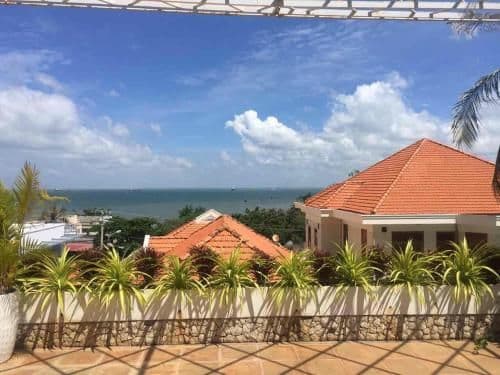 Villa - Beach Front