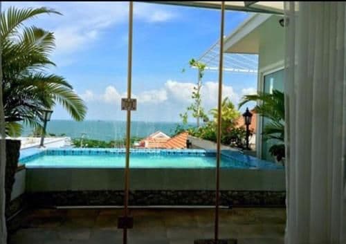 Villa - Beach Front