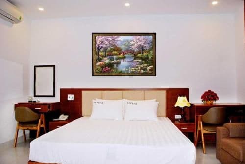 Deluxe Room (2 Adults + 1 Child)