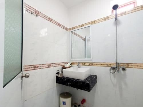 Economy Triple Room