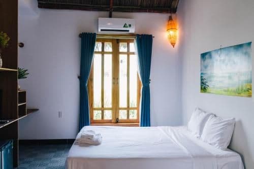 King Room with Pool View