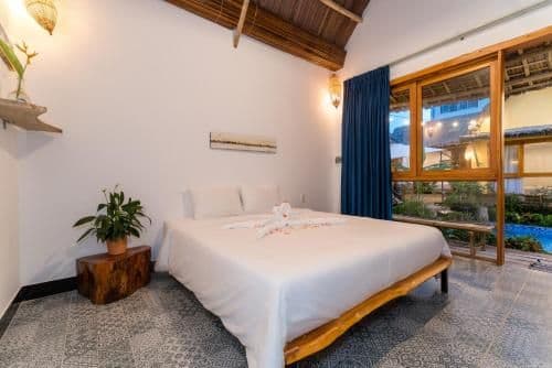 King Room with Pool View