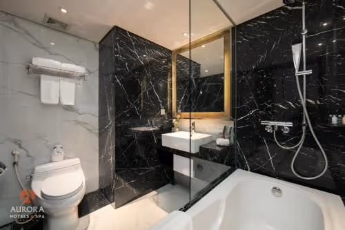 Suite with Lake View