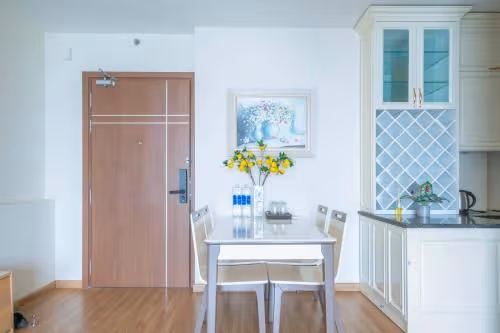 Studio Apartment with Sea View
