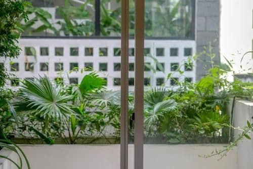 Studio with Balcony and City View