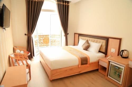 Double Room with Balcony (2 Adults + 1 Child)