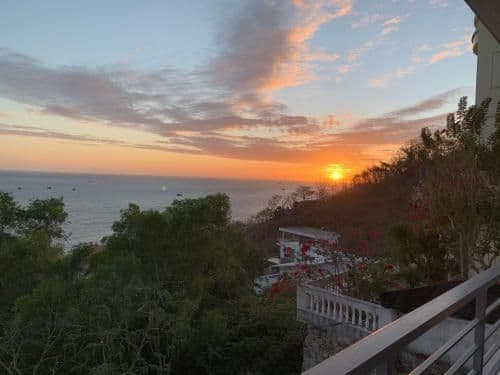 Deluxe Double Room with Balcony and Sea View