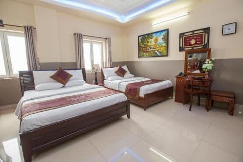 Quadruple Room with Private Bathroom