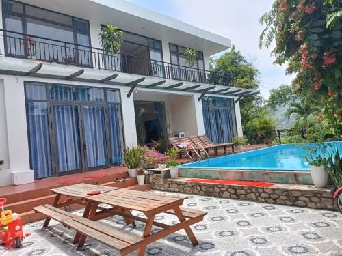 Hugo Homestay0