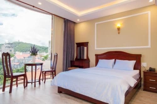 Deluxe Double Room with Lake View