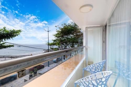 King Suite with Sea View