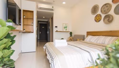 Studio Apartment