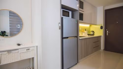 Studio Apartment