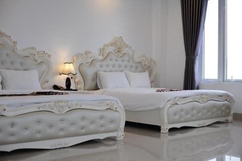 Deluxe Double or Twin Room with City View