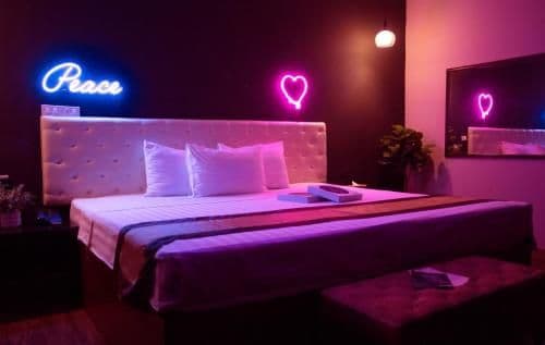 Standard King Room