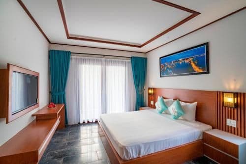 Deluxe Double Room with Pool View