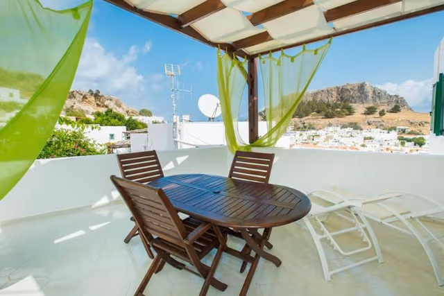 STUDIO WITH BALCONY