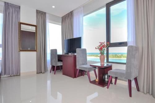 Deluxe Double or Twin Room with City View