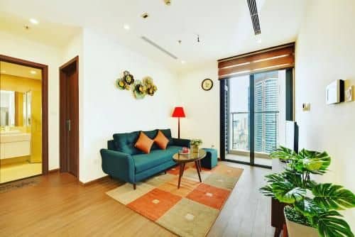 LUXURY APARTMENT VINHOMES SKYLAKE 5min to KEANGNAM LUXURY APARTMENT VINHOMES SKYLAKE 5min to KEANGNAM