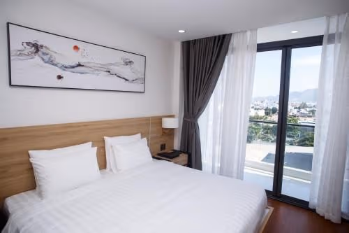 Deluxe King Room