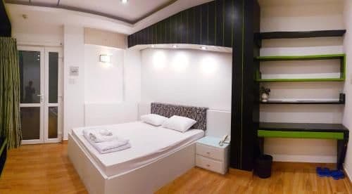 Deluxe Room (2 Adults + 1 Child)
