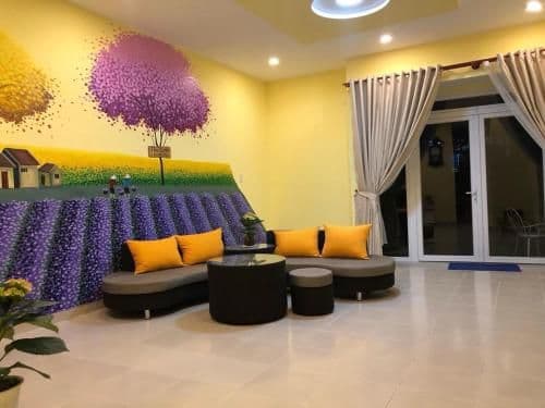 Villa with Garden View