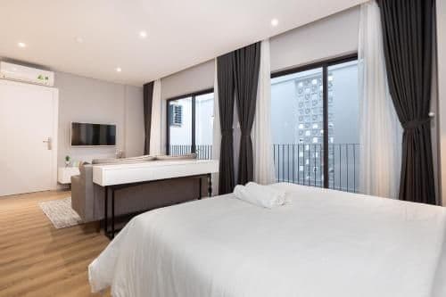 Studio Apartment