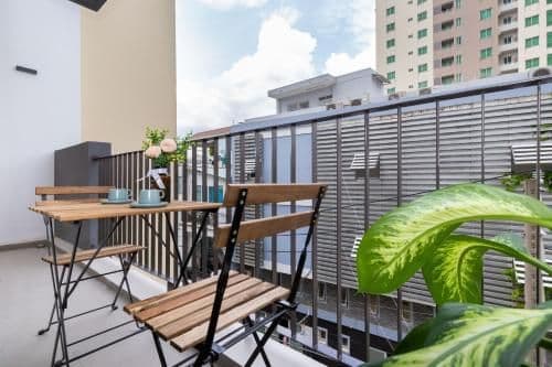 Studio Apartment