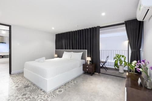 Studio Apartment