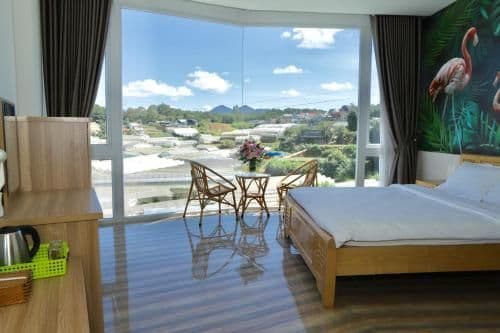 King Room with Mountain View